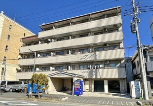 第二高田マンションの物件外観写真